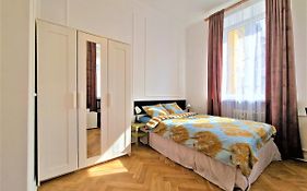 J&W Apartments Świętojańska Rooms